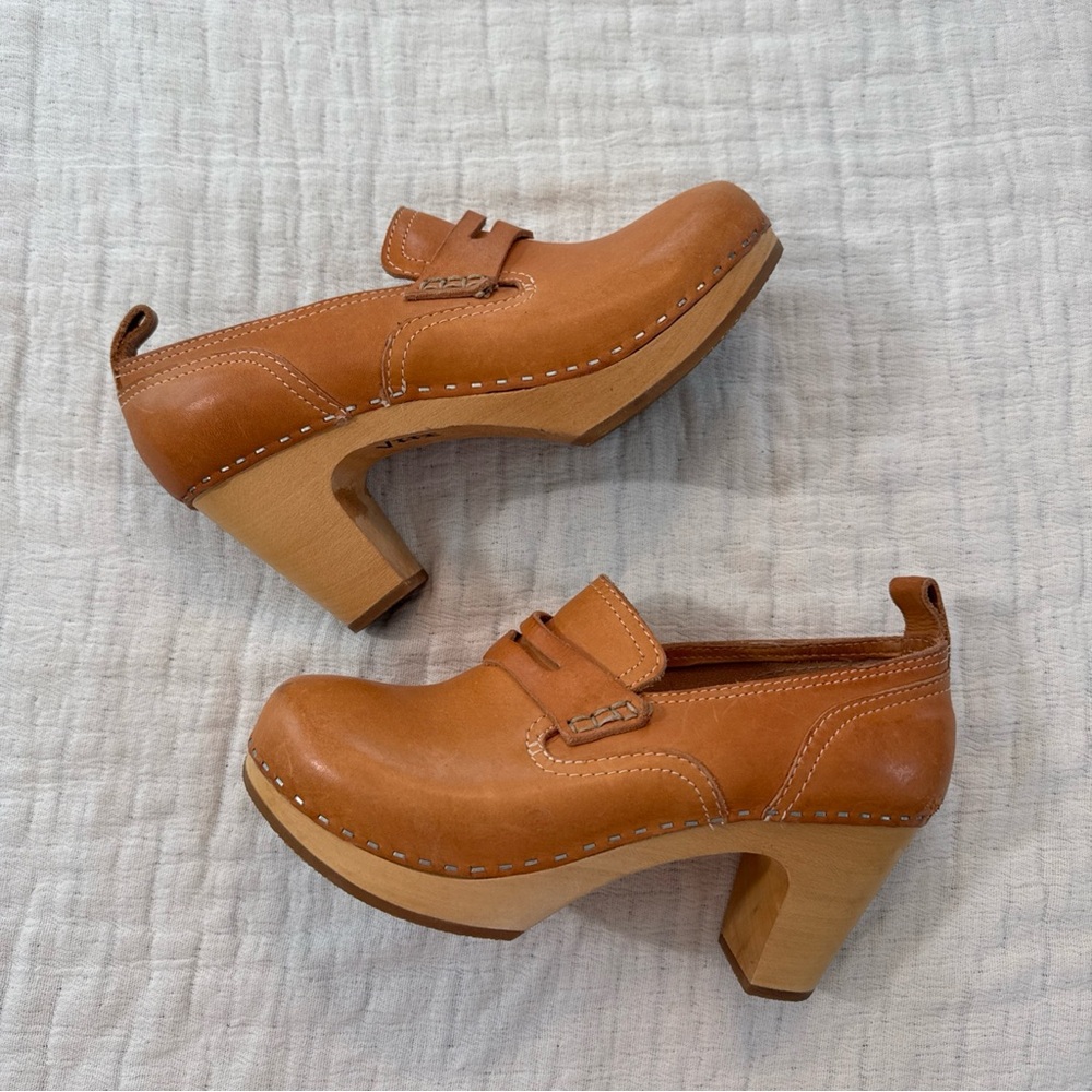 Swedish Hasbeens Penny Loafer Clogs Tan Women 38, Scandinavian Style US Size 8